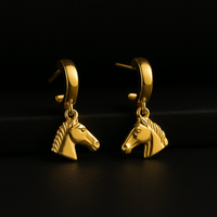 Brinco Cavalo Base Haste Banhado em Ouro 18K